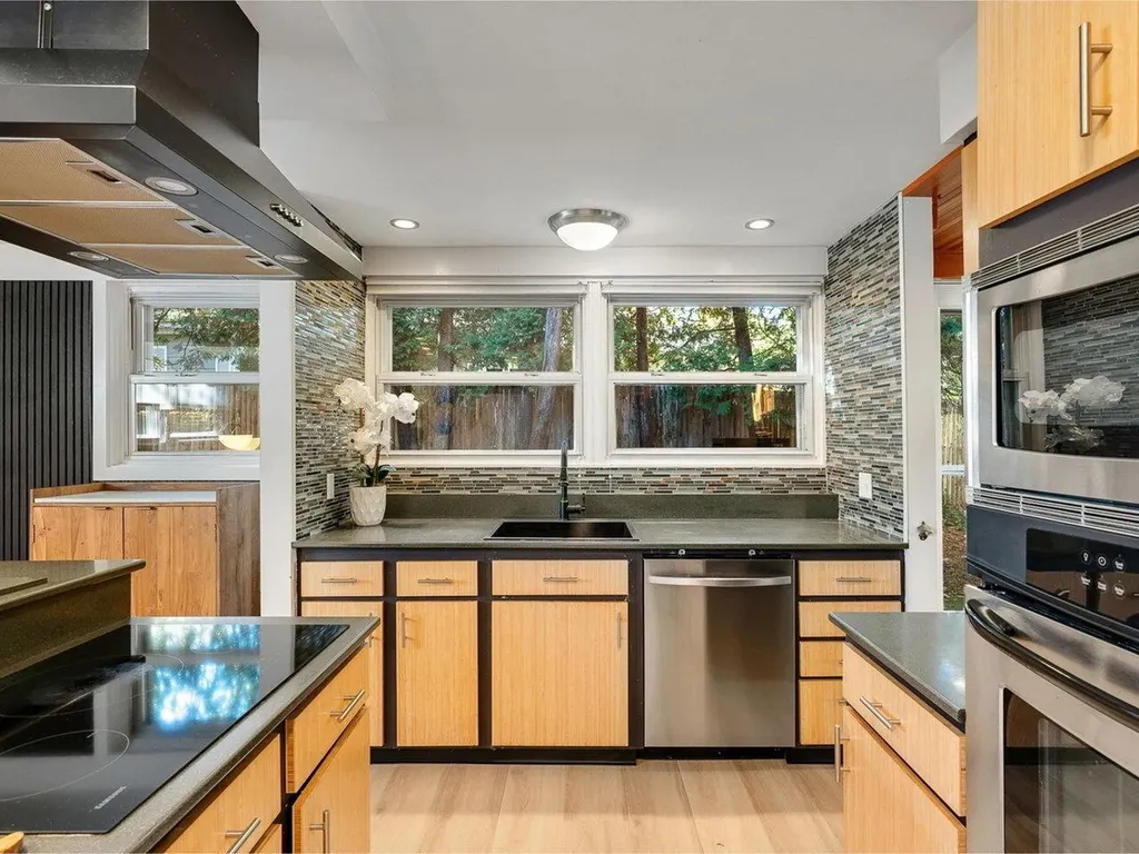 124 Prospect Parkway Burlington VT 05401