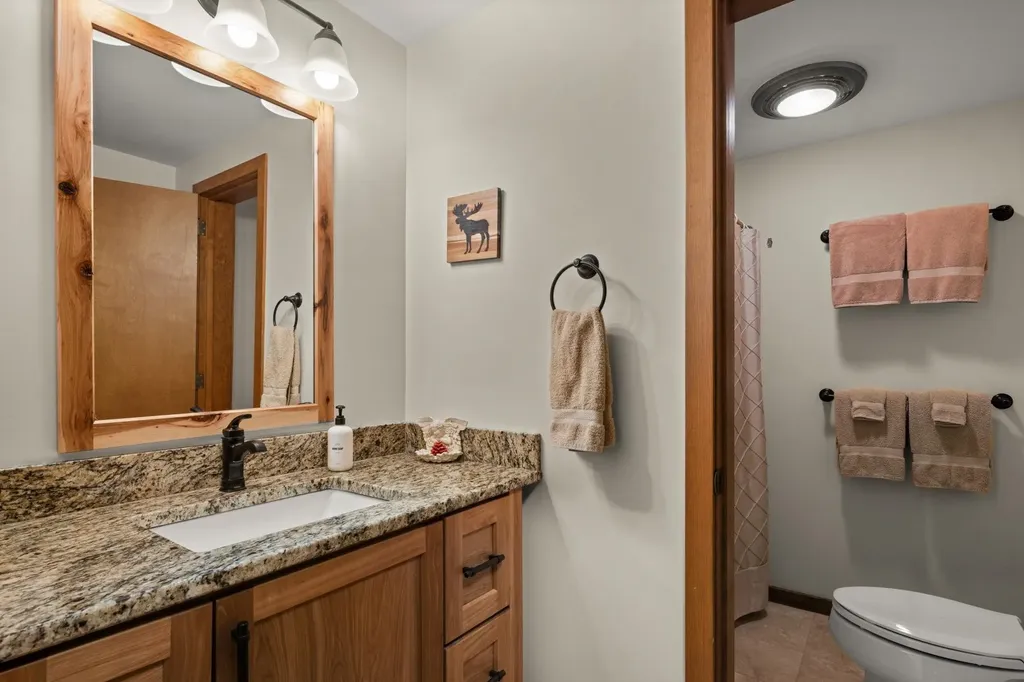 85 Duck Road Stowe VT 05672