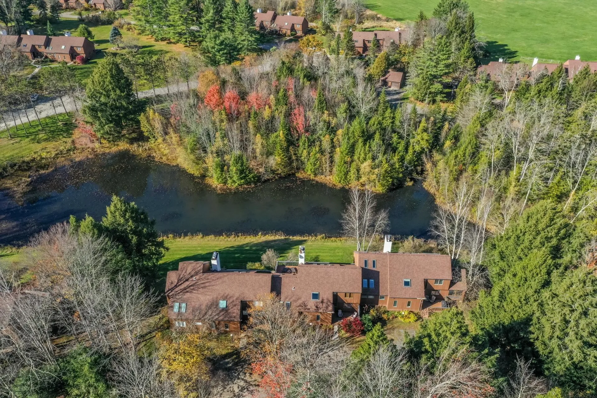 85 Duck Road Stowe VT 05672