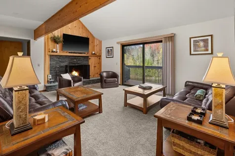 85 Duck Road Stowe VT 05672