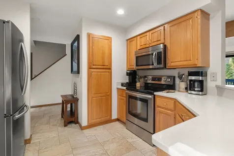 85 Duck Road Stowe VT 05672