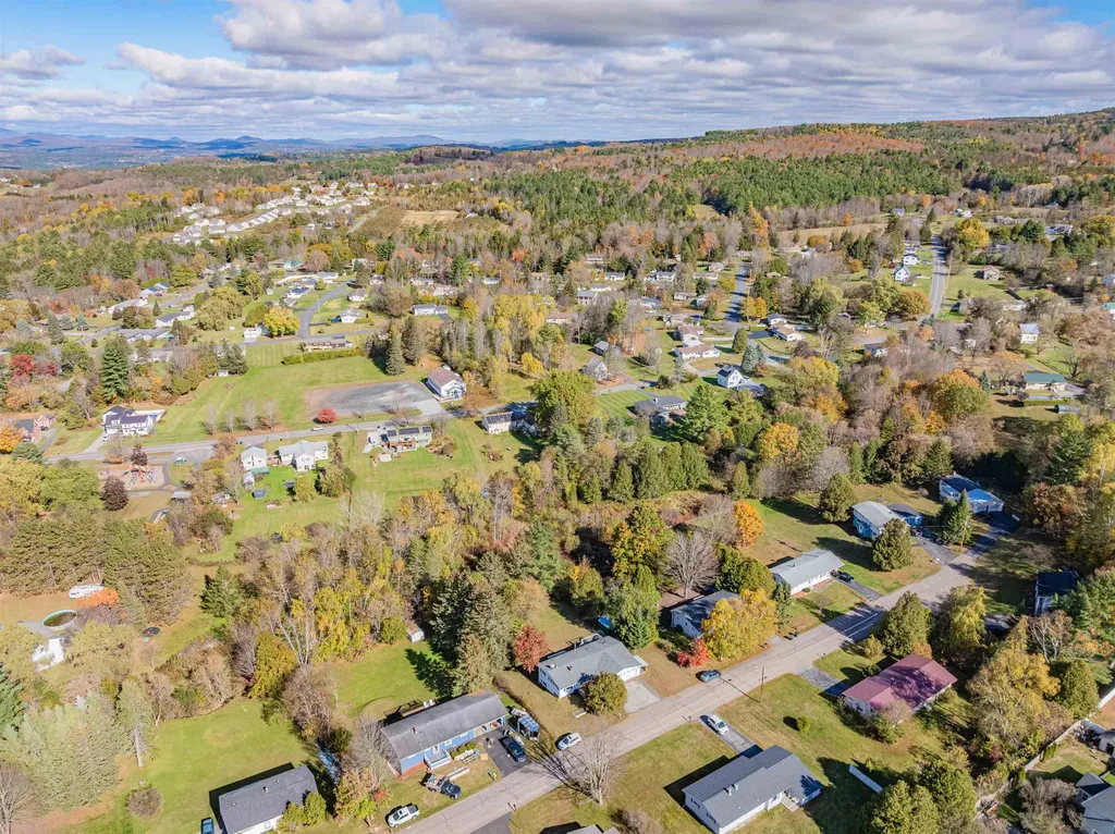 18 Meadowcrest Lane Barre Town VT 05641