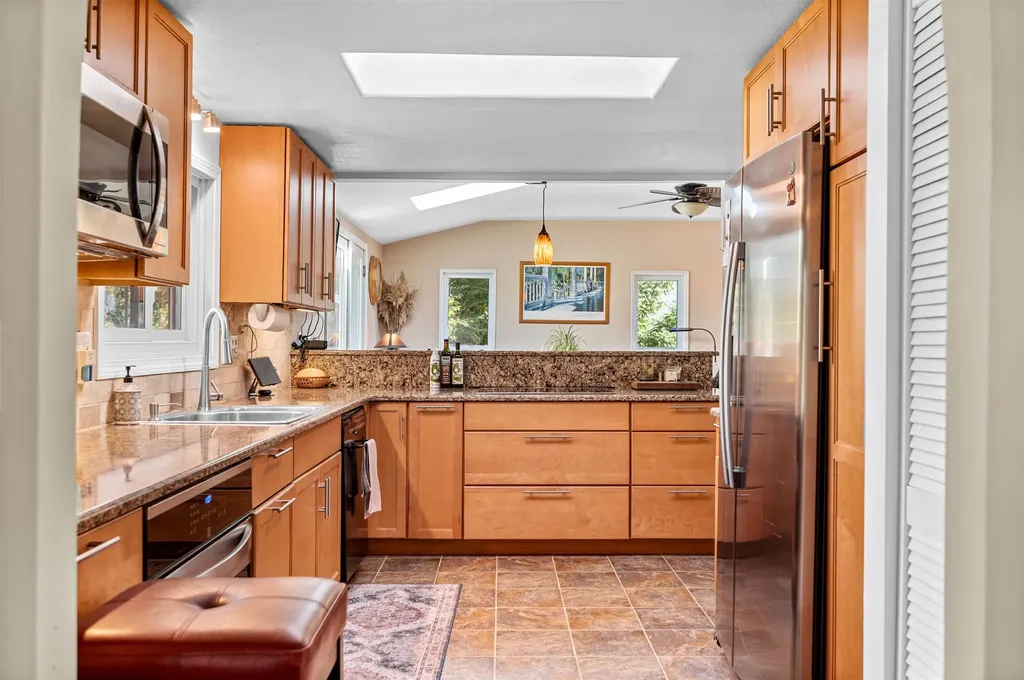 18 Meadowcrest Lane Barre Town VT 05641