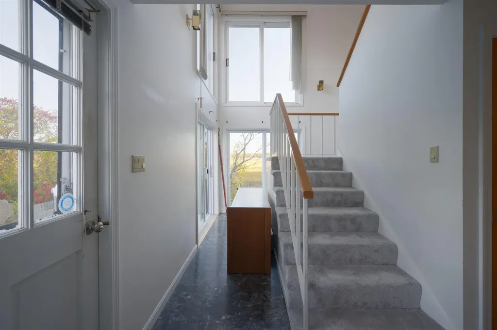 16 Bruce Street Hampton NH 03842