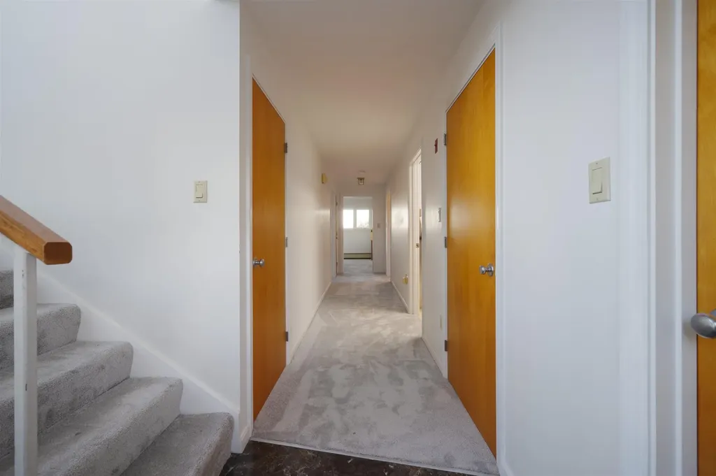 16 Bruce Street Hampton NH 03842