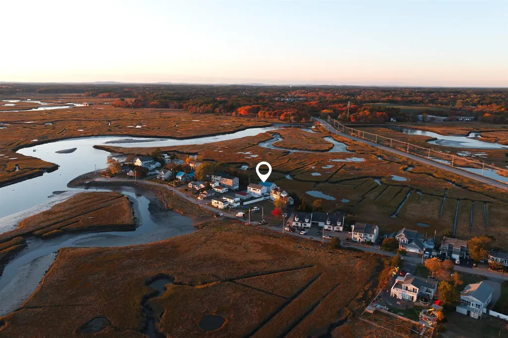 16 Bruce Street Hampton NH 03842