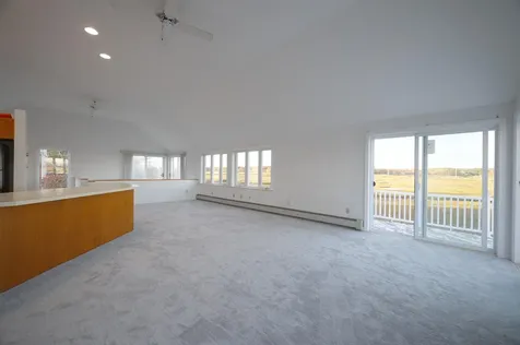 16 Bruce Street Hampton NH 03842