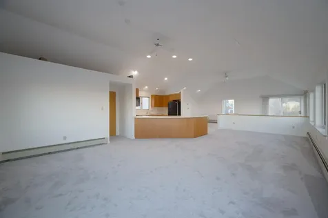 16 Bruce Street Hampton NH 03842