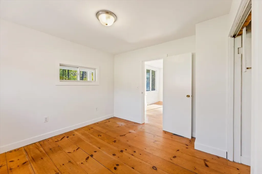 76 Middle Hancock Road Peterborough NH 03458