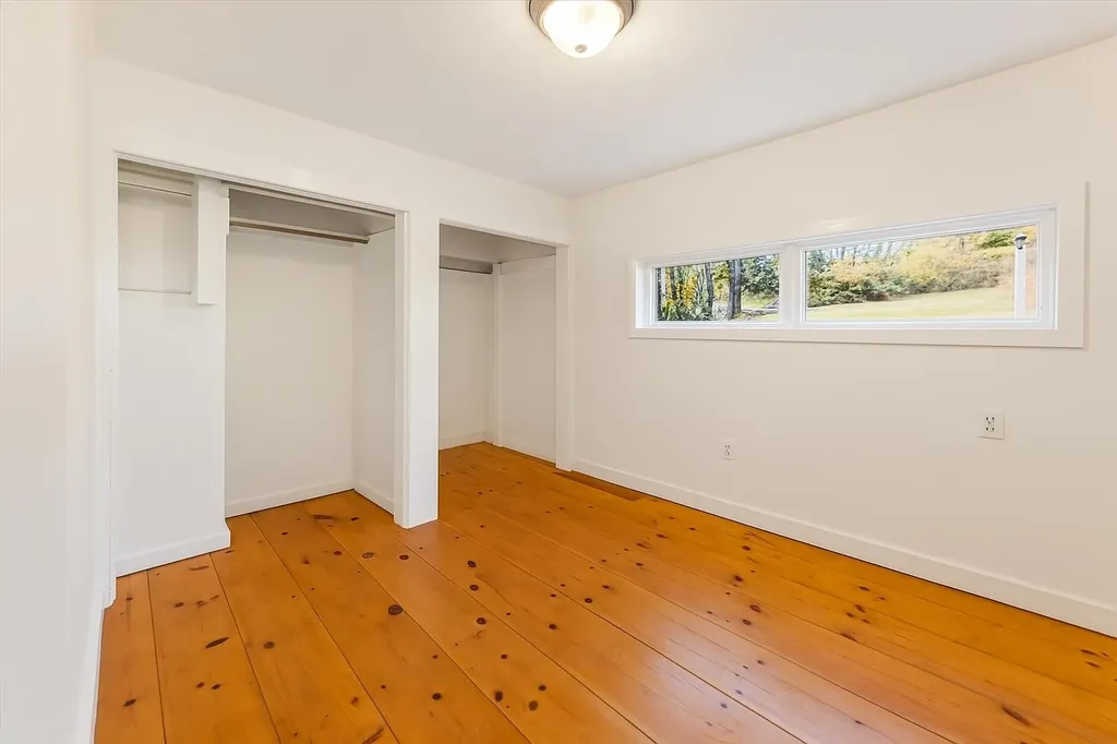 76 Middle Hancock Road Peterborough NH 03458