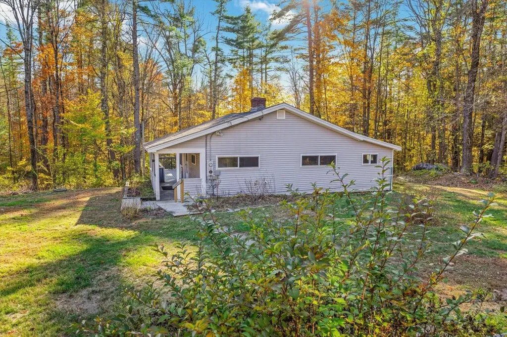 76 Middle Hancock Road Peterborough NH 03458