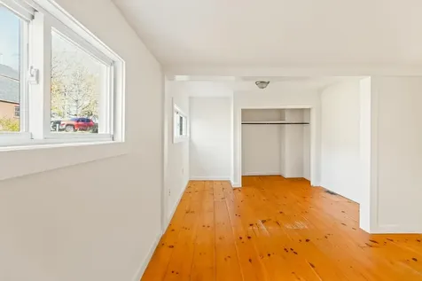 76 Middle Hancock Road Peterborough NH 03458