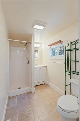 76 Middle Hancock Road Peterborough NH 03458