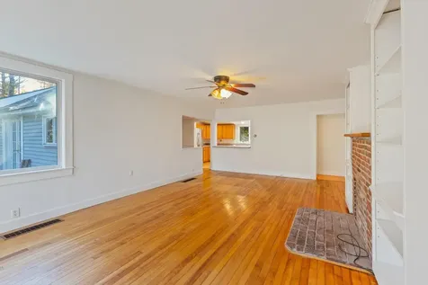 76 Middle Hancock Road Peterborough NH 03458