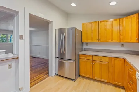 76 Middle Hancock Road Peterborough NH 03458