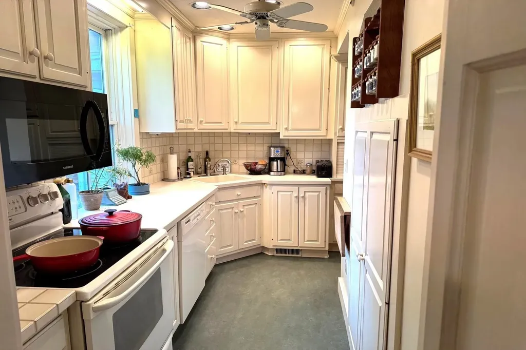 113 North Main Street Wallingford VT 05773-0