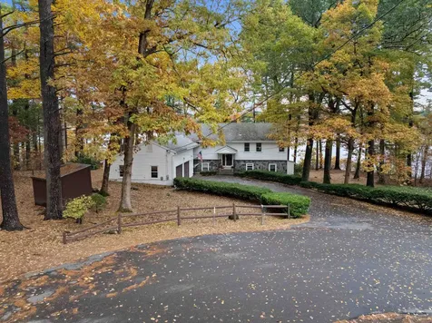 24 Rolling Ridge Road Windham NH 03087