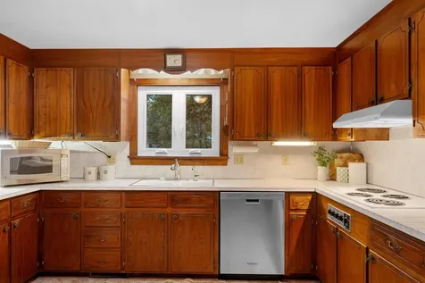 24 Rolling Ridge Road Windham NH 03087