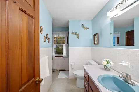 24 Rolling Ridge Road Windham NH 03087