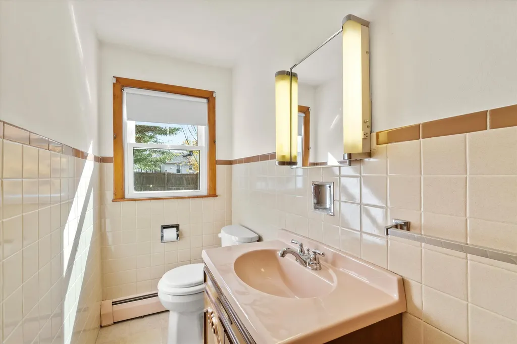 167 Jobin Drive Manchester NH 03103