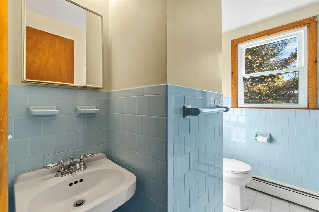 167 Jobin Drive Manchester NH 03103