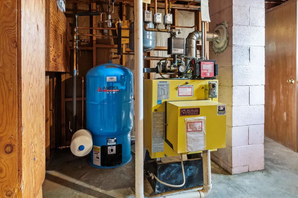 167 Jobin Drive Manchester NH 03103