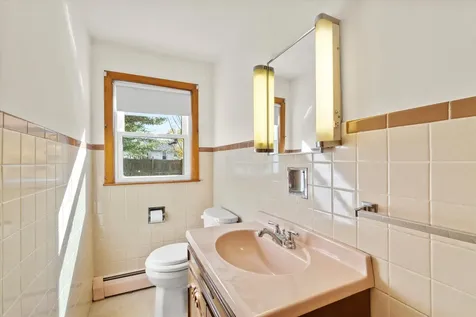 167 Jobin Drive Manchester NH 03103