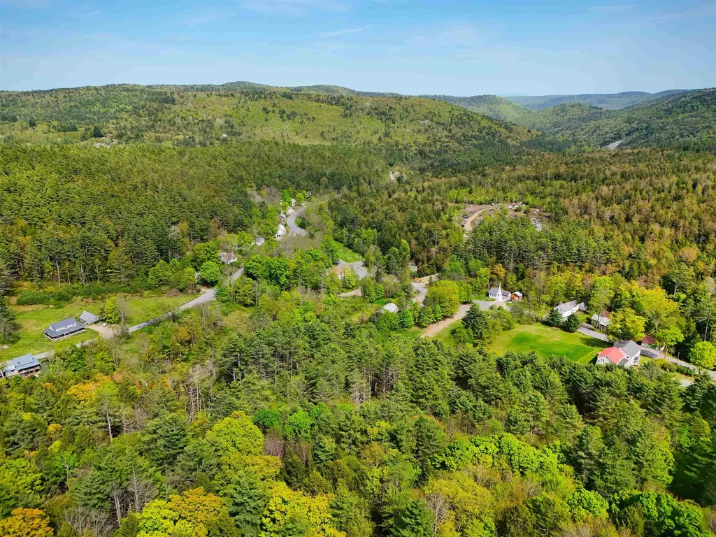 14 Brickyard Road Dover VT 05341