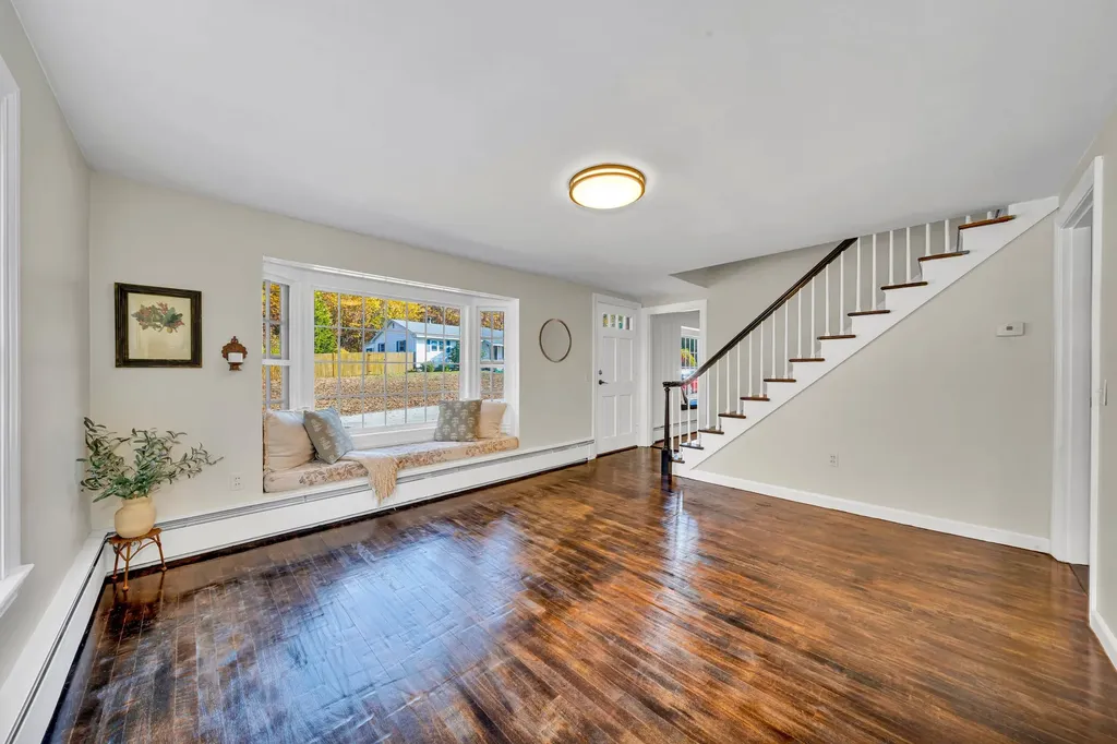 112 Riverdale Avenue Manchester NH 03103