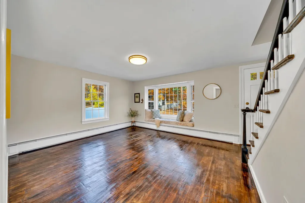 112 Riverdale Avenue Manchester NH 03103