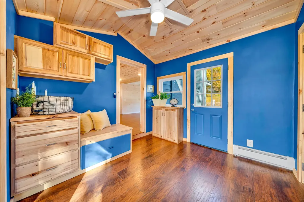 112 Riverdale Avenue Manchester NH 03103