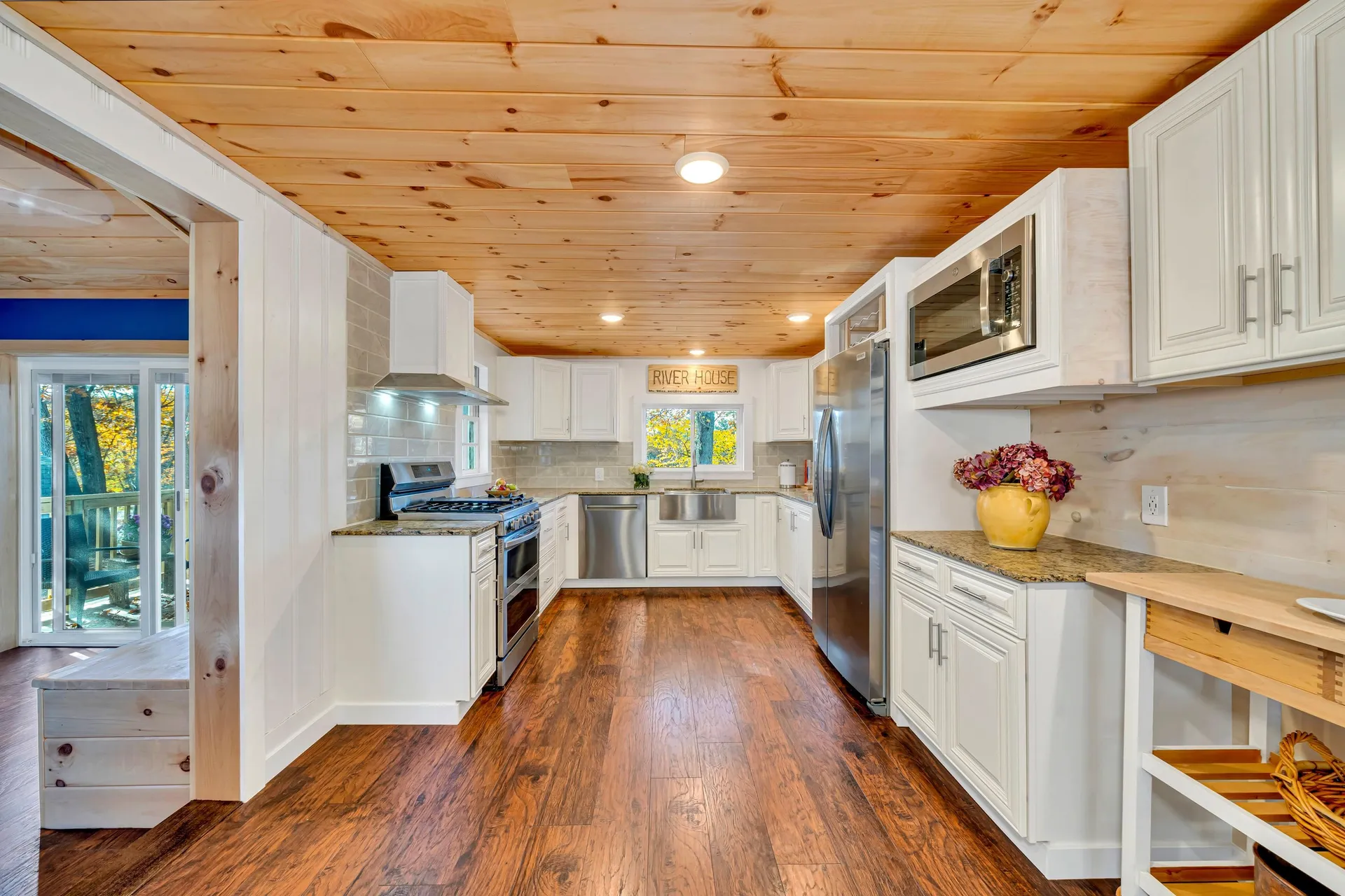 112 Riverdale Avenue Manchester NH 03103