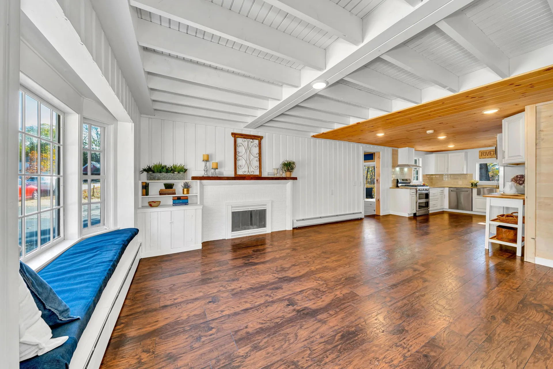 112 Riverdale Avenue Manchester NH 03103