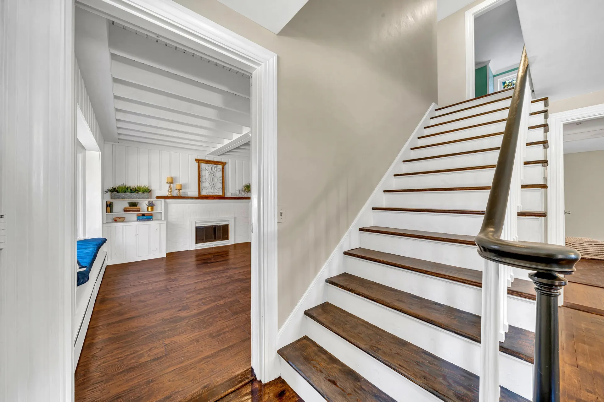 112 Riverdale Avenue Manchester NH 03103