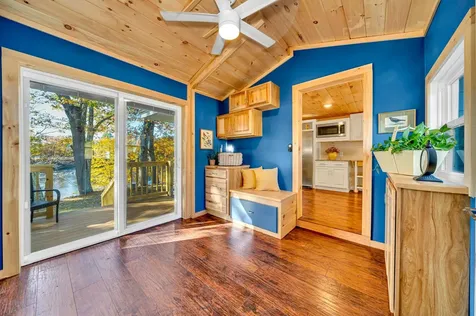 112 Riverdale Avenue Manchester NH 03103