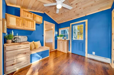 112 Riverdale Avenue Manchester NH 03103