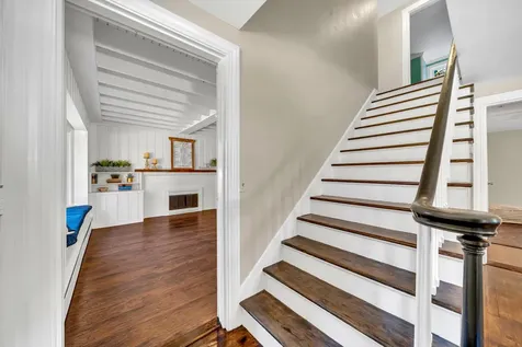 112 Riverdale Avenue Manchester NH 03103