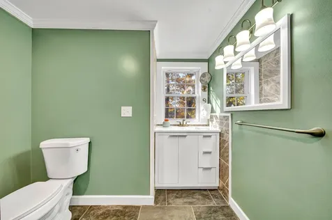 112 Riverdale Avenue Manchester NH 03103