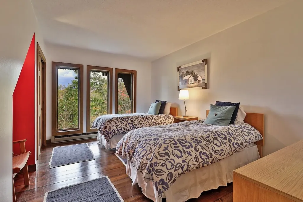 760 East Ash Road Plymouth VT 05056