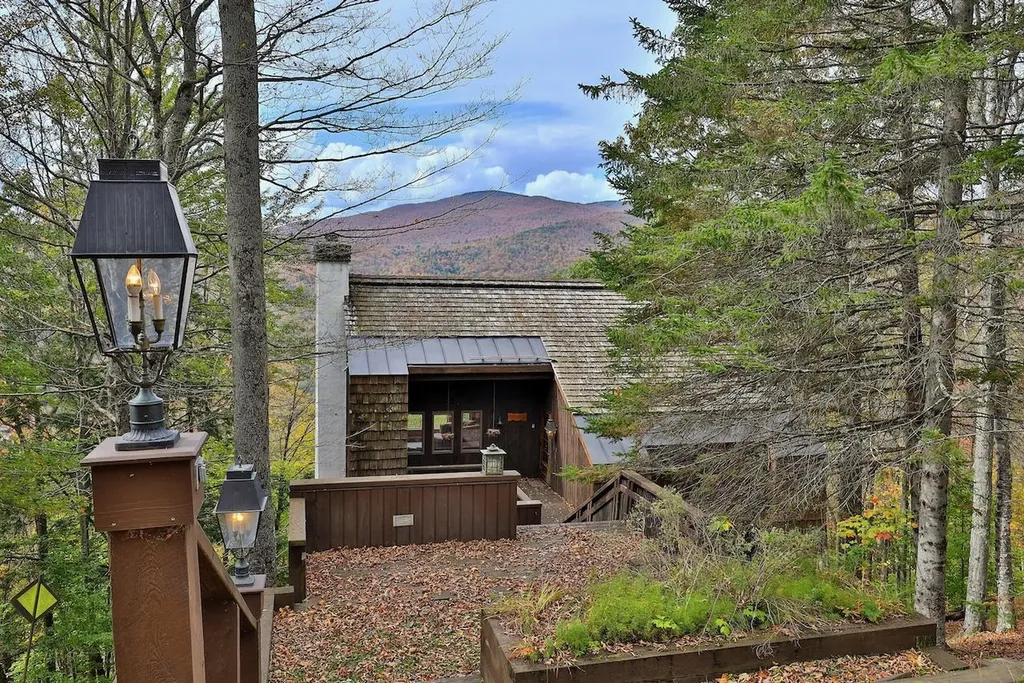 760 East Ash Road Plymouth VT 05056