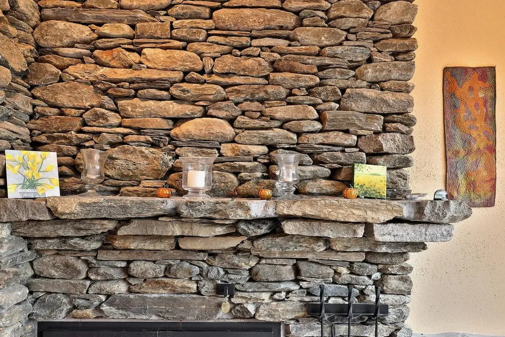 760 East Ash Road Plymouth VT 05056