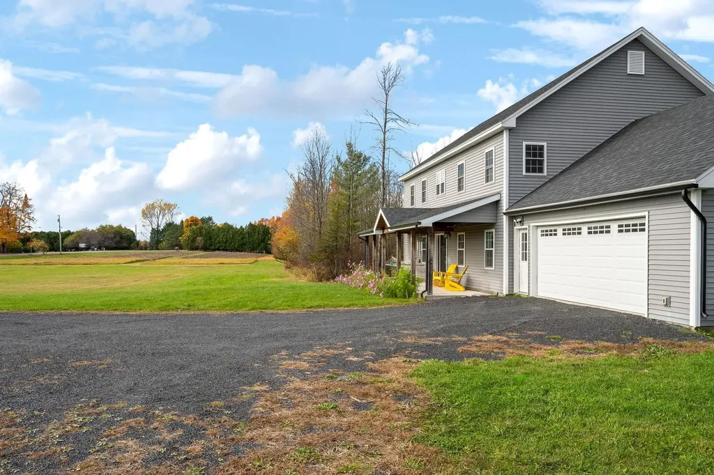 36 Pearl Street Grand Isle VT 05458