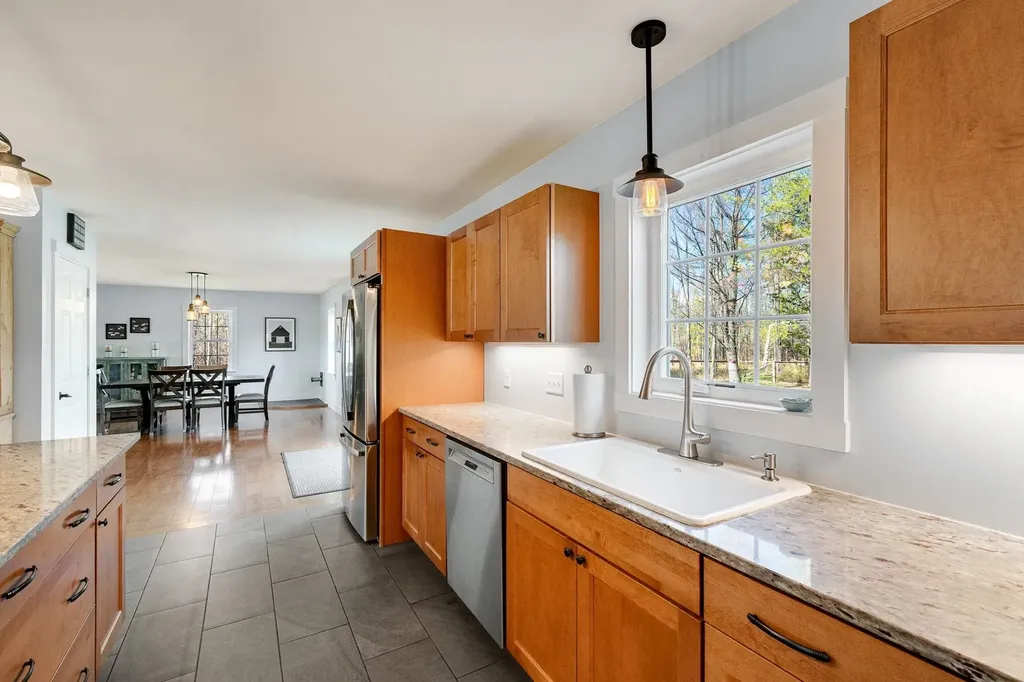 36 Pearl Street Grand Isle VT 05458