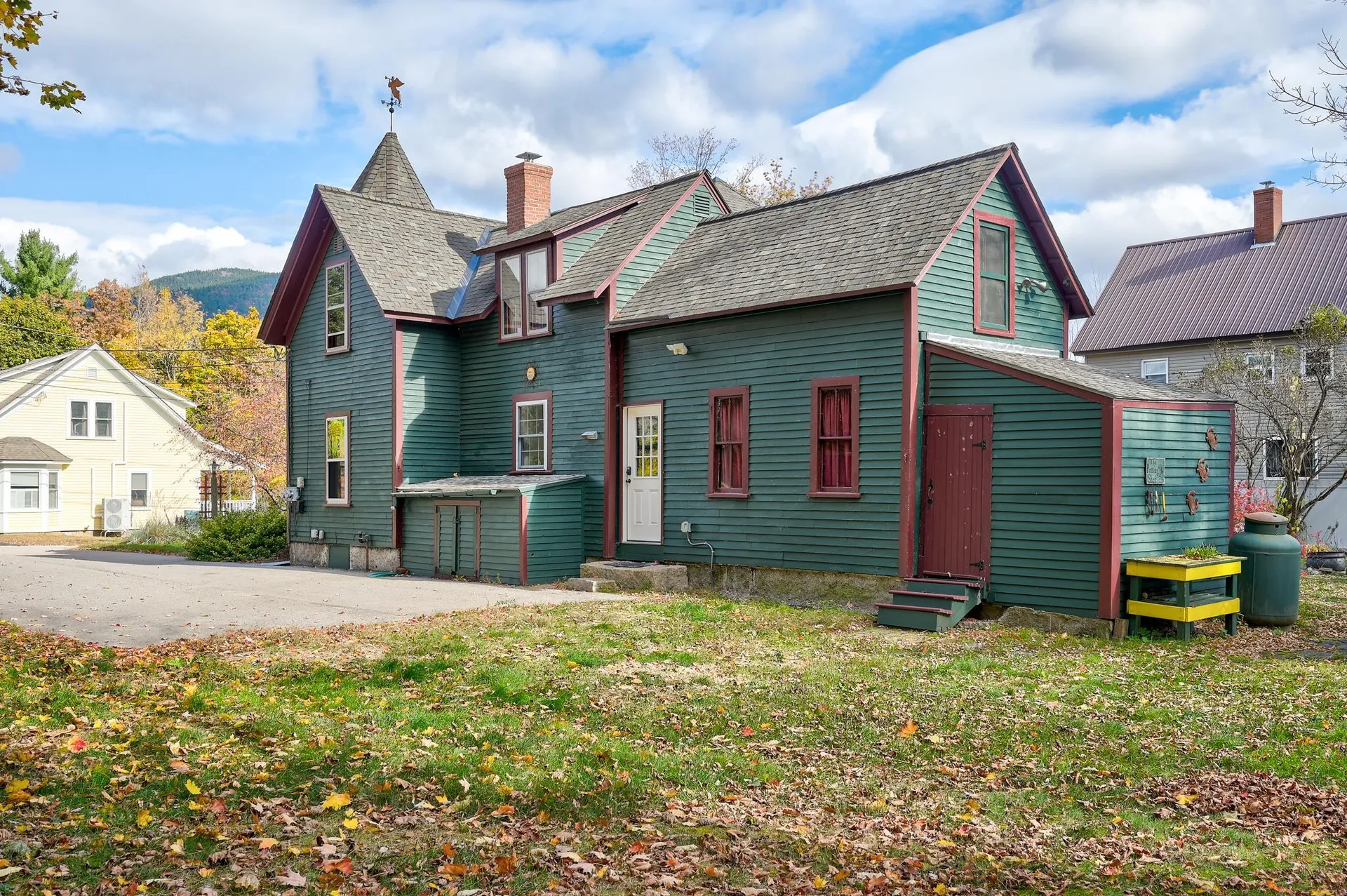 129 Dinsmore Road Conway NH 03845