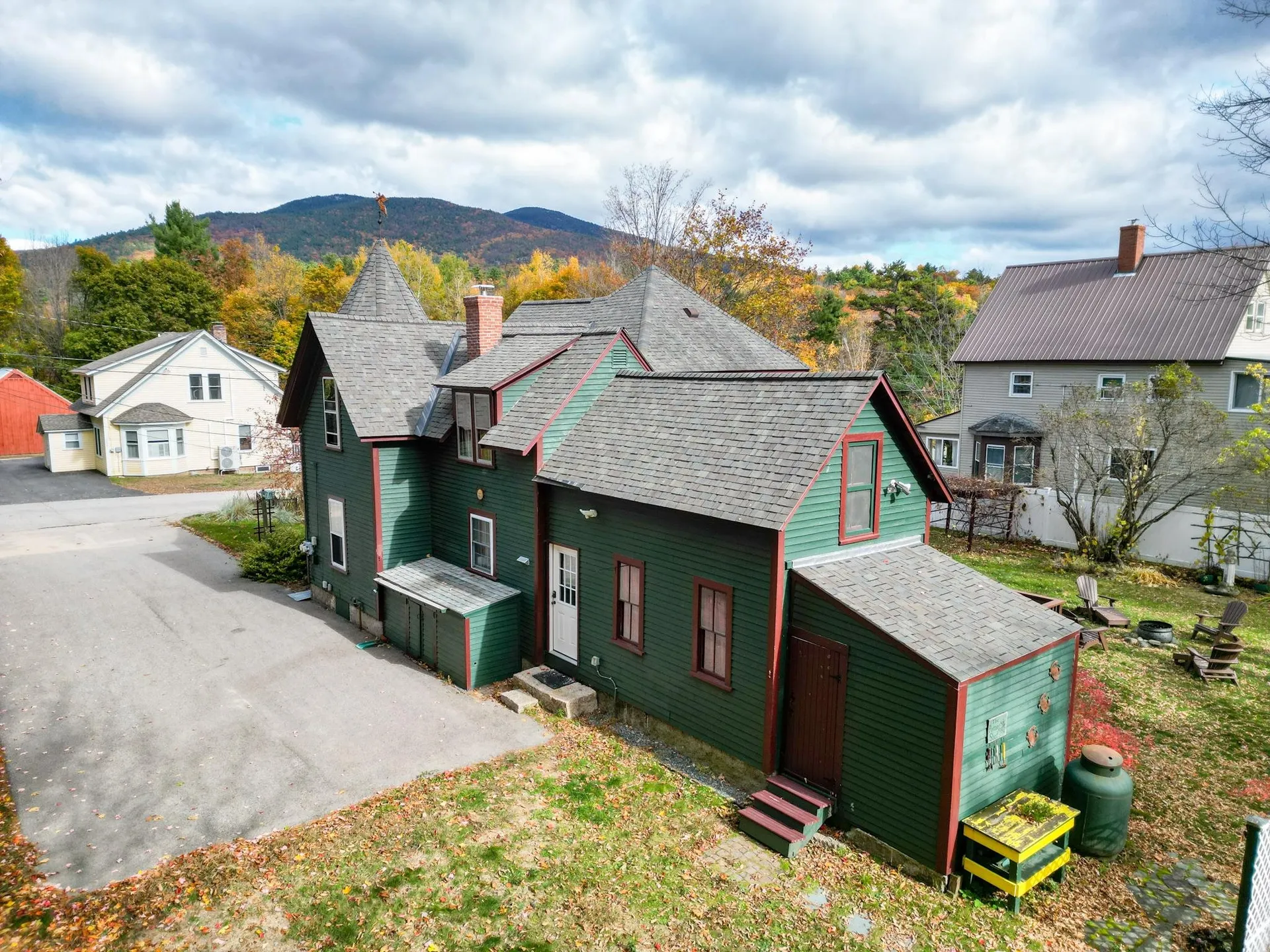 129 Dinsmore Road Conway NH 03845