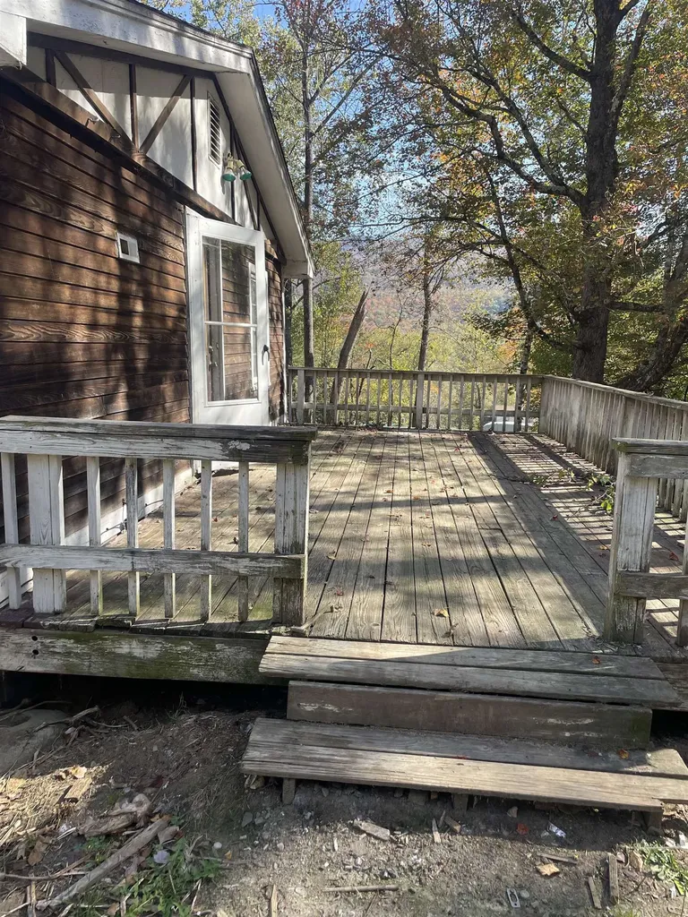 71 Simpson Lane Pittsford VT 05733