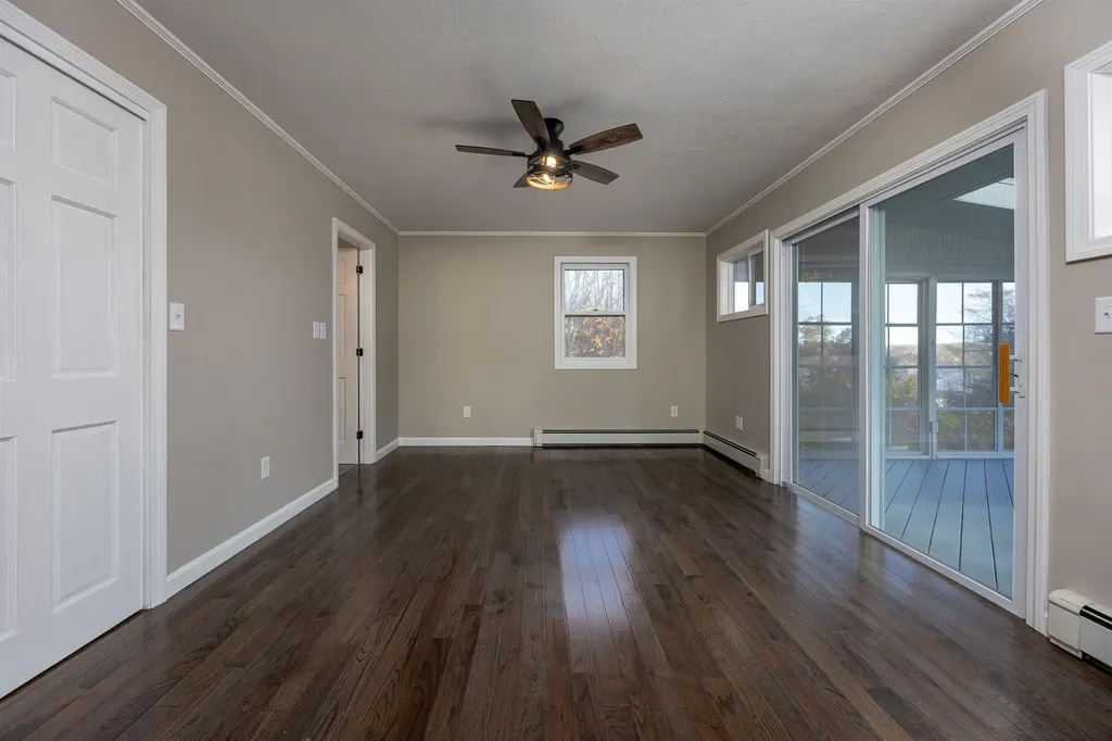 287 North Road Deerfield NH 03037