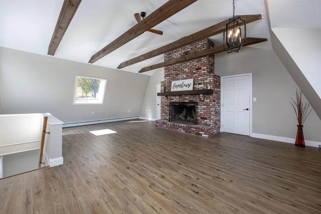 287 North Road Deerfield NH 03037