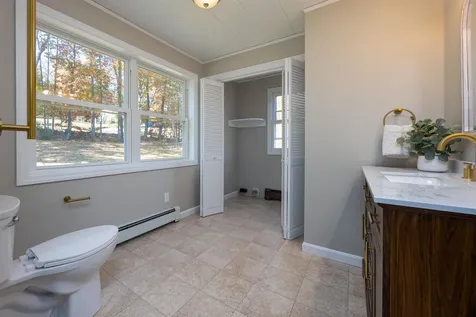 287 North Road Deerfield NH 03037