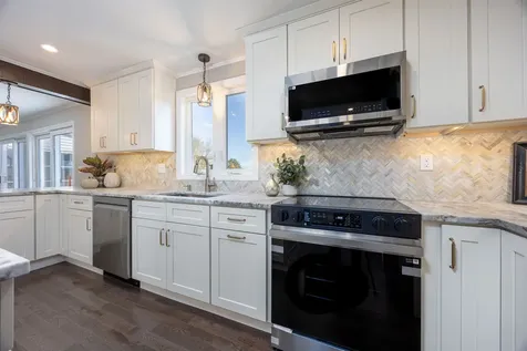 287 North Road Deerfield NH 03037